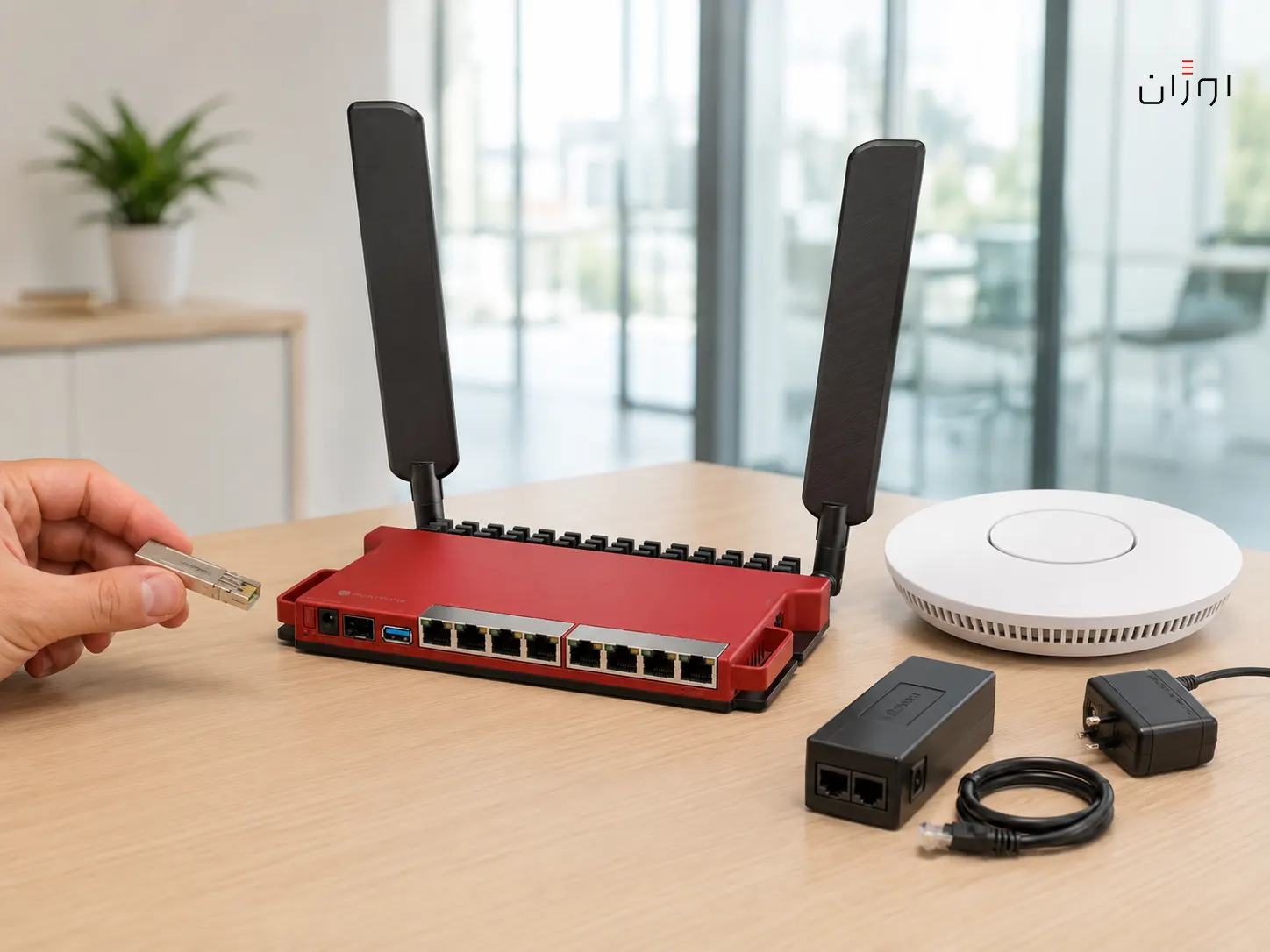 روی L009-IN نوشته Wi-Fi 6؛ ۵ برداشت اشتباه درباره ۲.۴GHz، SFP و PoE-Out